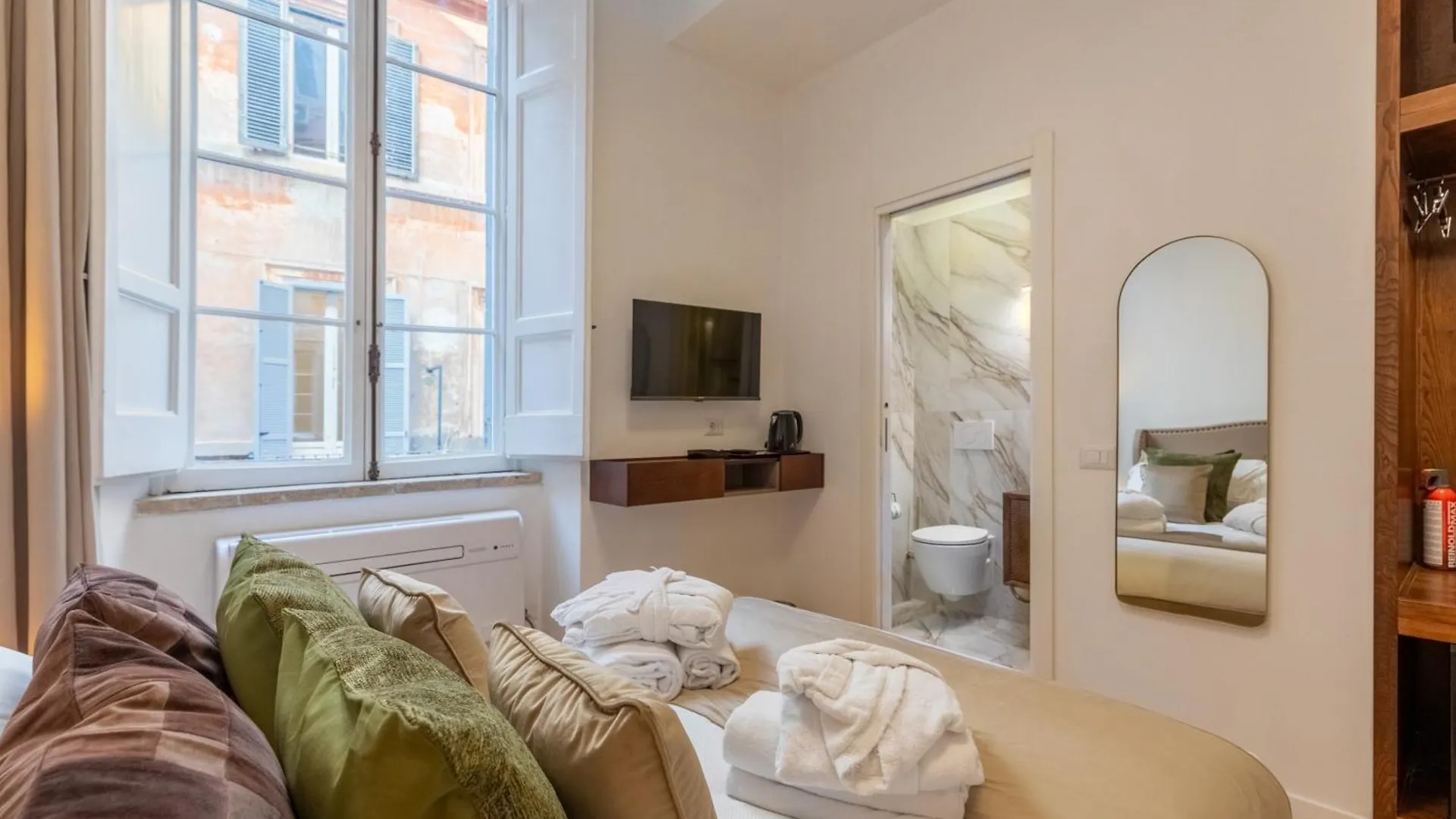 Suite Trevi Řím Penzion